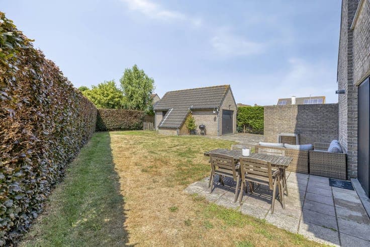 Detached house with garage for sale in Sijsele (Damme)