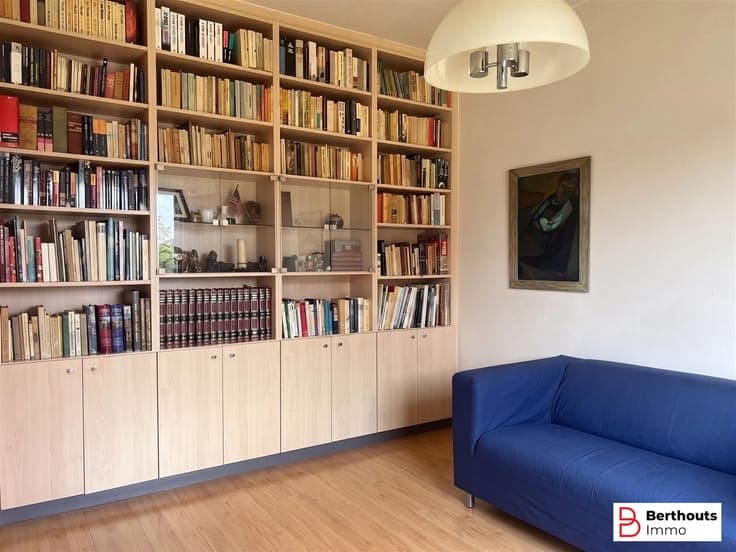 BUNGALOW IN TOPBUURT OP 4 ARE 50 CA