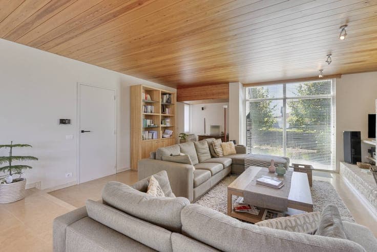 Detached house with a beautiful view of greenery for sale in