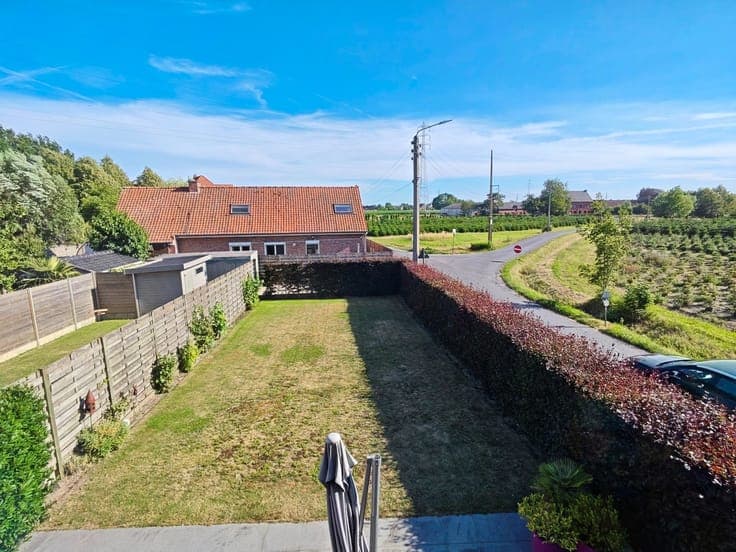 HALFOPEN WONING / 3 SLPK / 314m² / ZUIDWEST GERICHTE TUIN