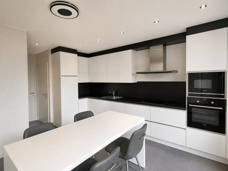 HALFOPEN WONING / 3 SLPK / 314m² / ZUIDWEST GERICHTE TUIN