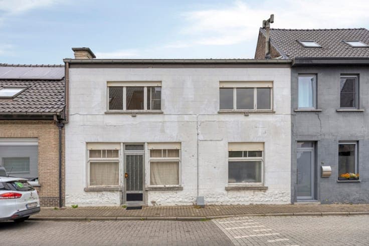 A 4-bedroom property, 970 m² plot in Erondegem