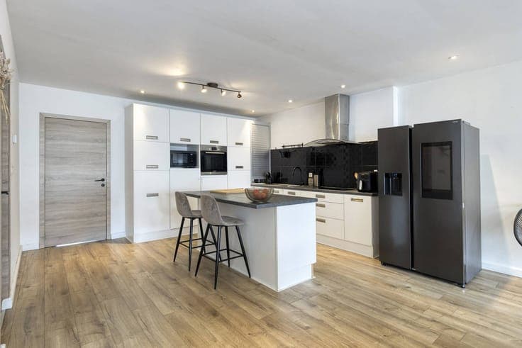 Ready to move in house with three bedrooms, 2 bathrooms and
