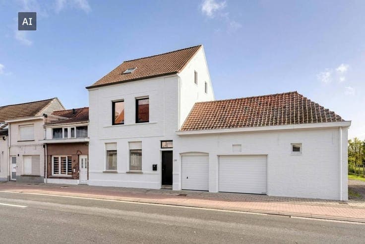 House with double garage for sale in Izegem