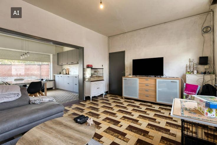 House with double garage for sale in Izegem