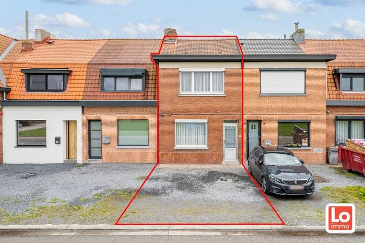 Volledig te renoveren gesloten woning met afzonderlijke g...
