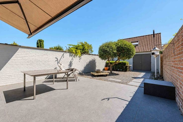 Schitterende woning met 3 ruime slaapkamers en dubbele ga...