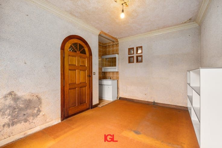 Charming villa with 3 bedrooms located in a quiet street ...