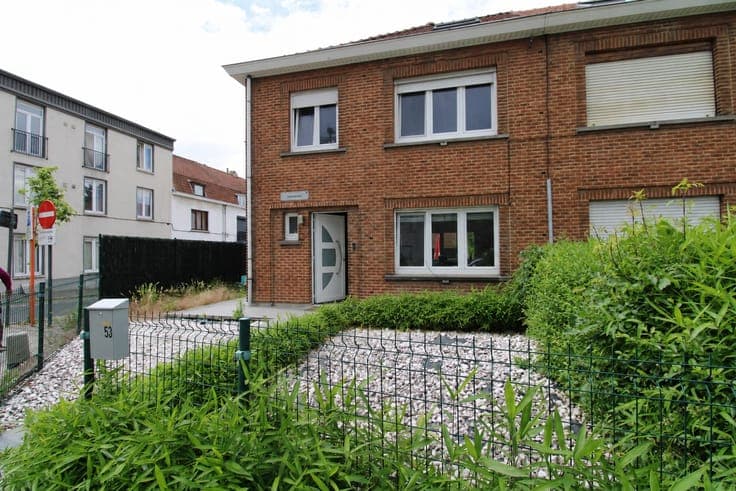 Pleasant house with garden in a convenient location