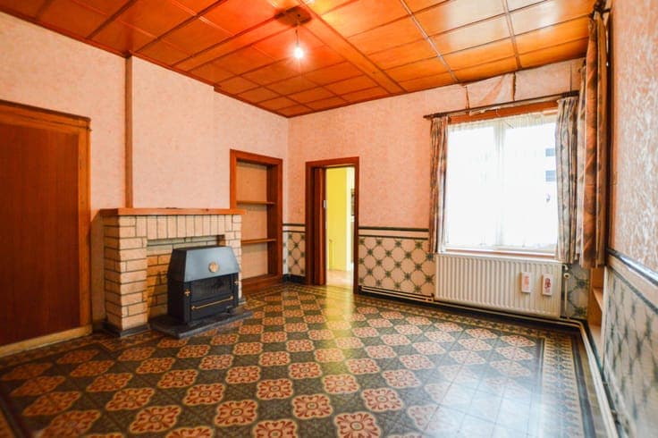 House in Courcelles