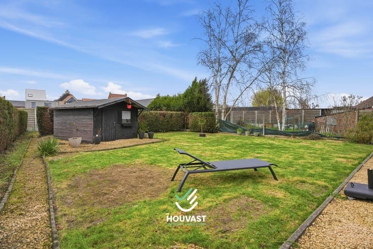 Te koop - Instapklare woning met 3 slaapkamers in het cha...