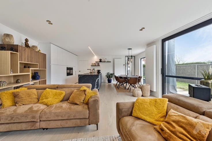 Instapklare villa met 3 slaapkamers en zuidgerichte tuin ...