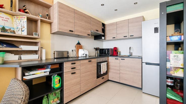 Two-family house/professional practice with great potential