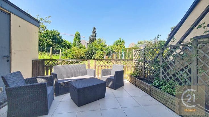 Two-family house/professional practice with great potential