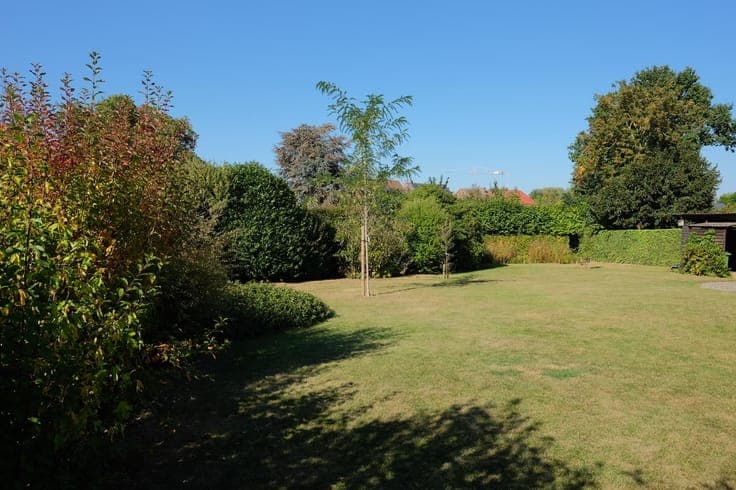 Characterful Detached Bungalow with Spacious Garden.