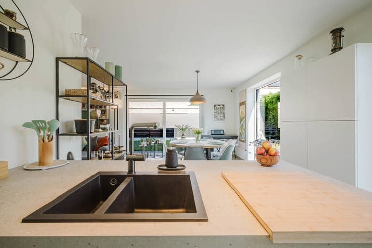 BEN-woning met garage 3 slpk en tuin in Sint-Amandsberg