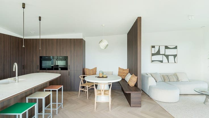 Exclusive stay with elevator, terraces, and exceptional vol