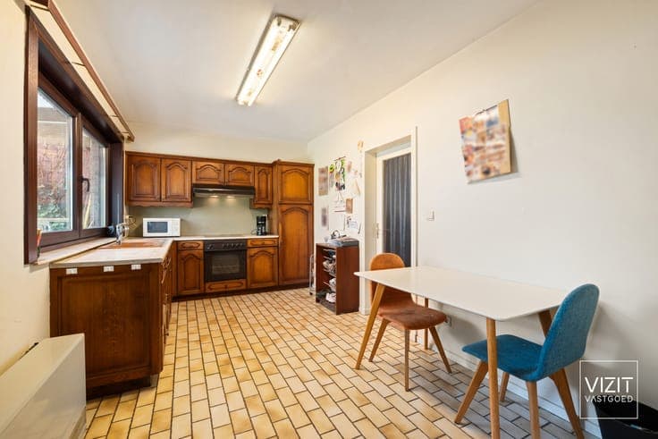 House in Sint-Pieters-Leeuw