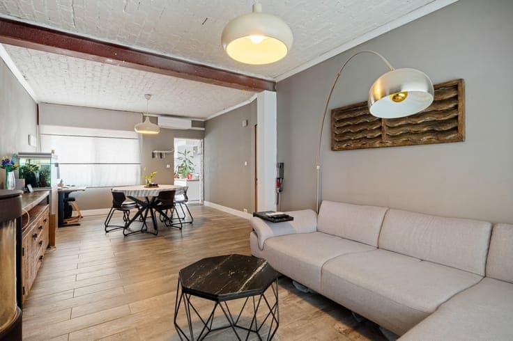 Woning met 2 slpkrs op een ruim perceel te Beerzel