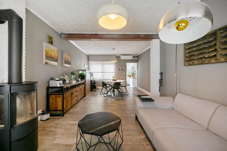 Woning met 2 slpkrs op een ruim perceel te Beerzel