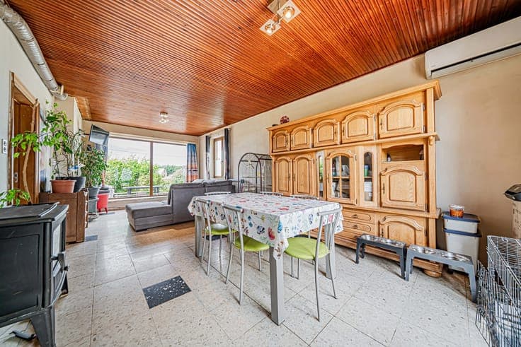 House in Loyers