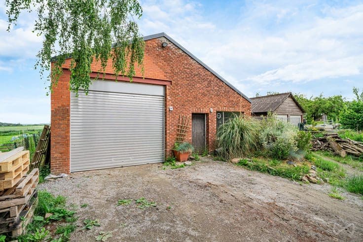 House in Loyers