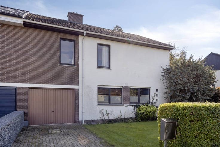 Well located house to renovate for sale in Lichtaart