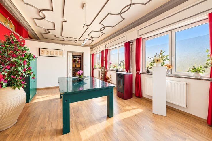 Investment property in Leuze-en-Hainaut