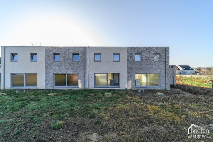 Roesbrugge: Betaalbare nieuwbouwwoningen met alle modern ...