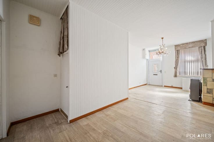 House with renovation potential in a prime location in Hever