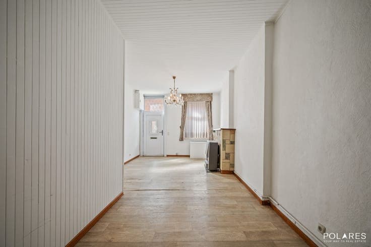 House with renovation potential in a prime location in Hever