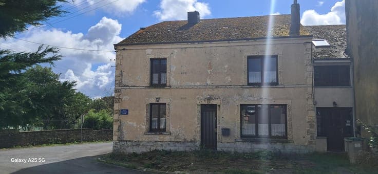 House in Sainte-Cécile
