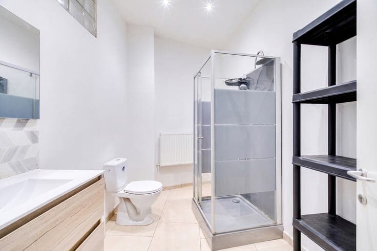 Investment property in Gilly