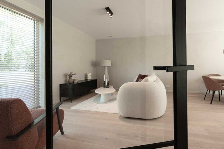 Moderne parkwoning met zicht op park