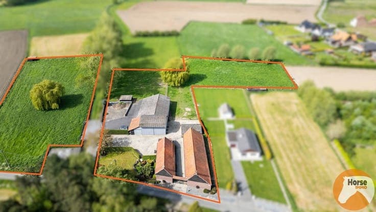 RONSE - Charmante hoeve op 1,16 ha met bijgebouw