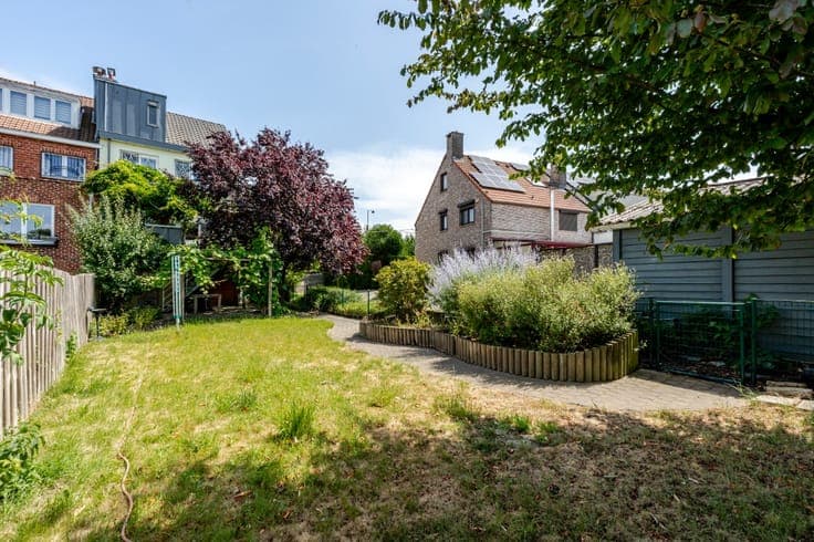 Move-in ready house with garden for sale in Haren