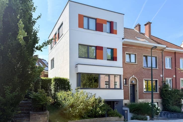 Woluwe Parc: Refurbished House S-W Garden Profess. Practice