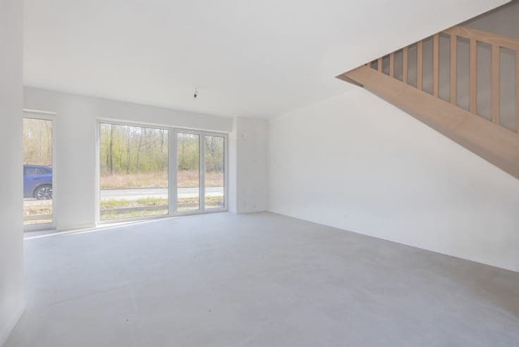 New house, 2 facades, 2 bedrooms with terrace