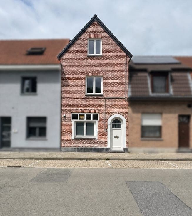 Ready-to-move-in home, EPC A, solar panels + home battery