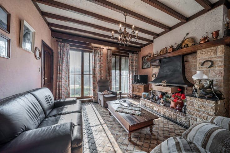 Villa avec 3 chambres, bureau, garage, terrasse et jardin