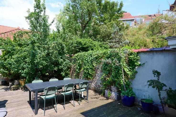 A superb character property suitable for conversion into two