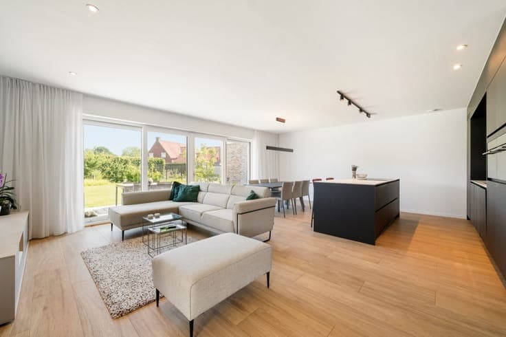 Modern family home with garden for sale in Deinze