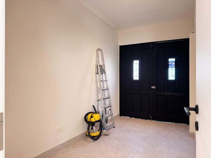 Ruime woning met 5 slaapkamers, 2 badkamers en garage te ...