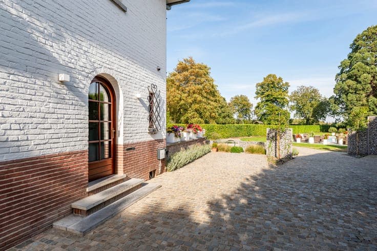 Exceptional property in Hannut