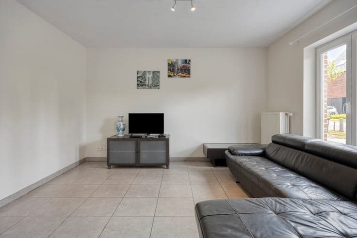 Unieke woning met polyvalent bijgebouw