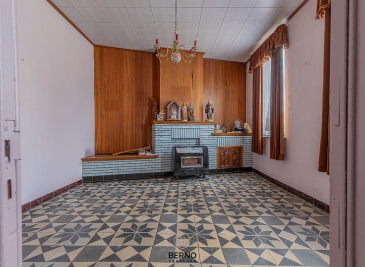 Totaal te renoveren woning op prachtig perceel van 1.170 m²