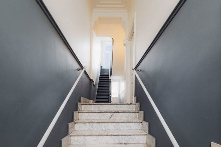 Etterbeek-50'Naire: Single-family house 4bedrooms+ courtyard