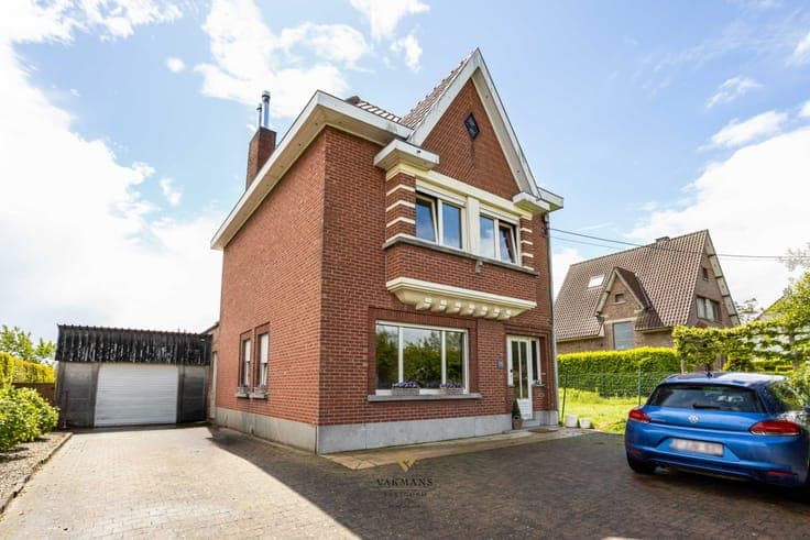 Te renoveren woning met prachtige zichten
