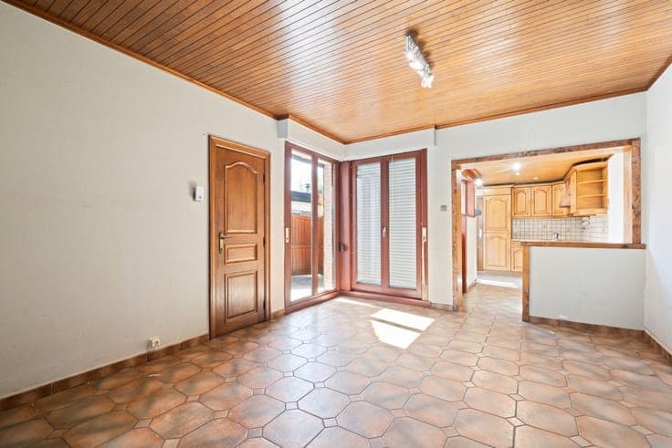 Semi-detached house near Kruibeke centre