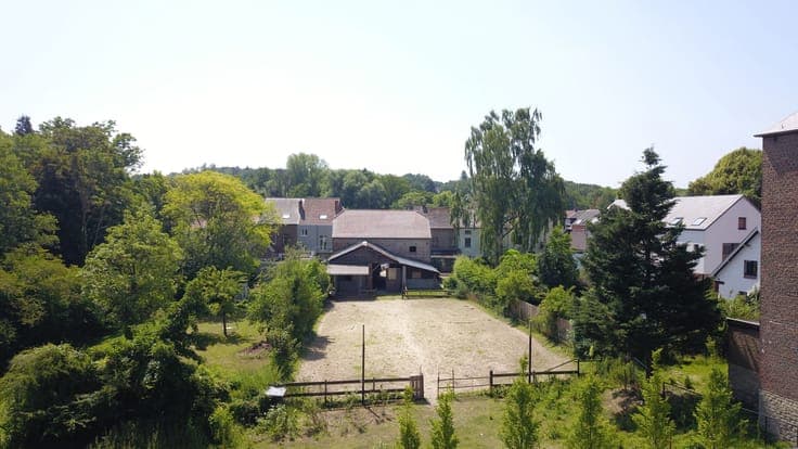 Farmhouse in the Heart of Gistoux - Numerous possibilities!